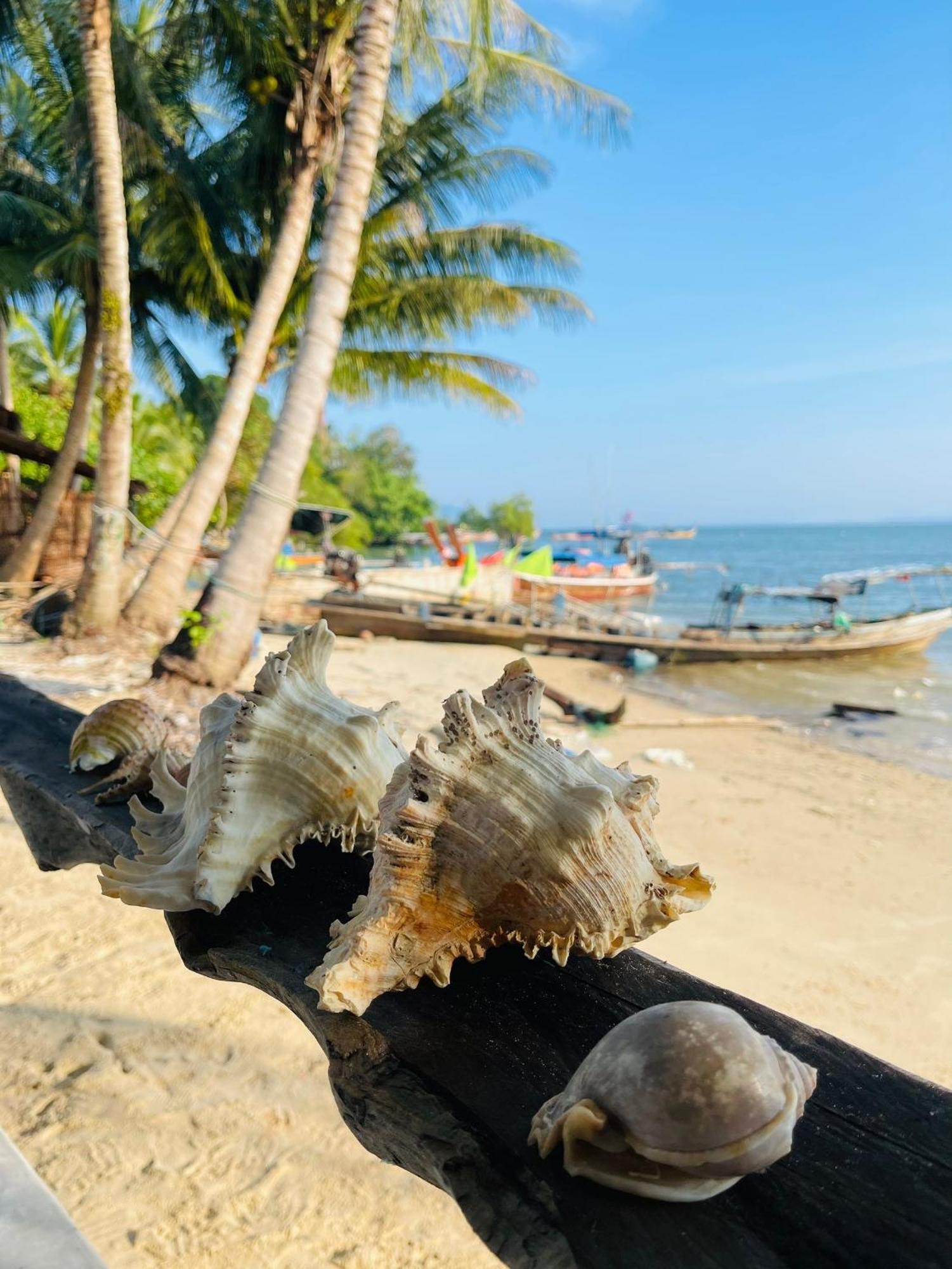 Koh Mook Rem Ley Hotel Trang Exterior foto