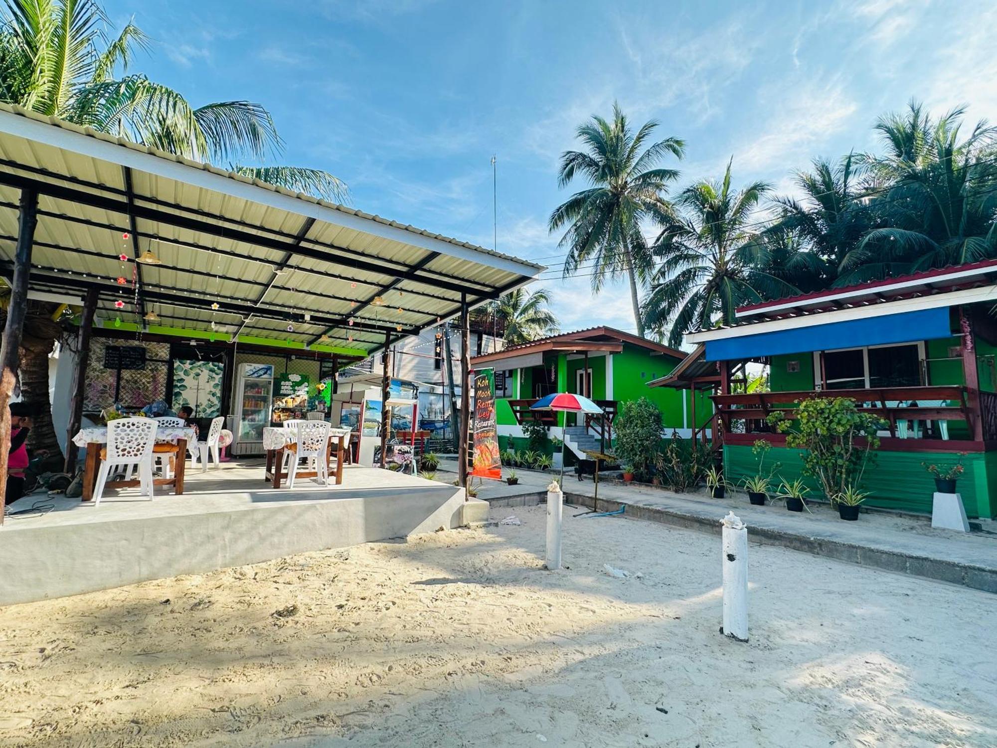 Koh Mook Rem Ley Hotel Trang Exterior foto